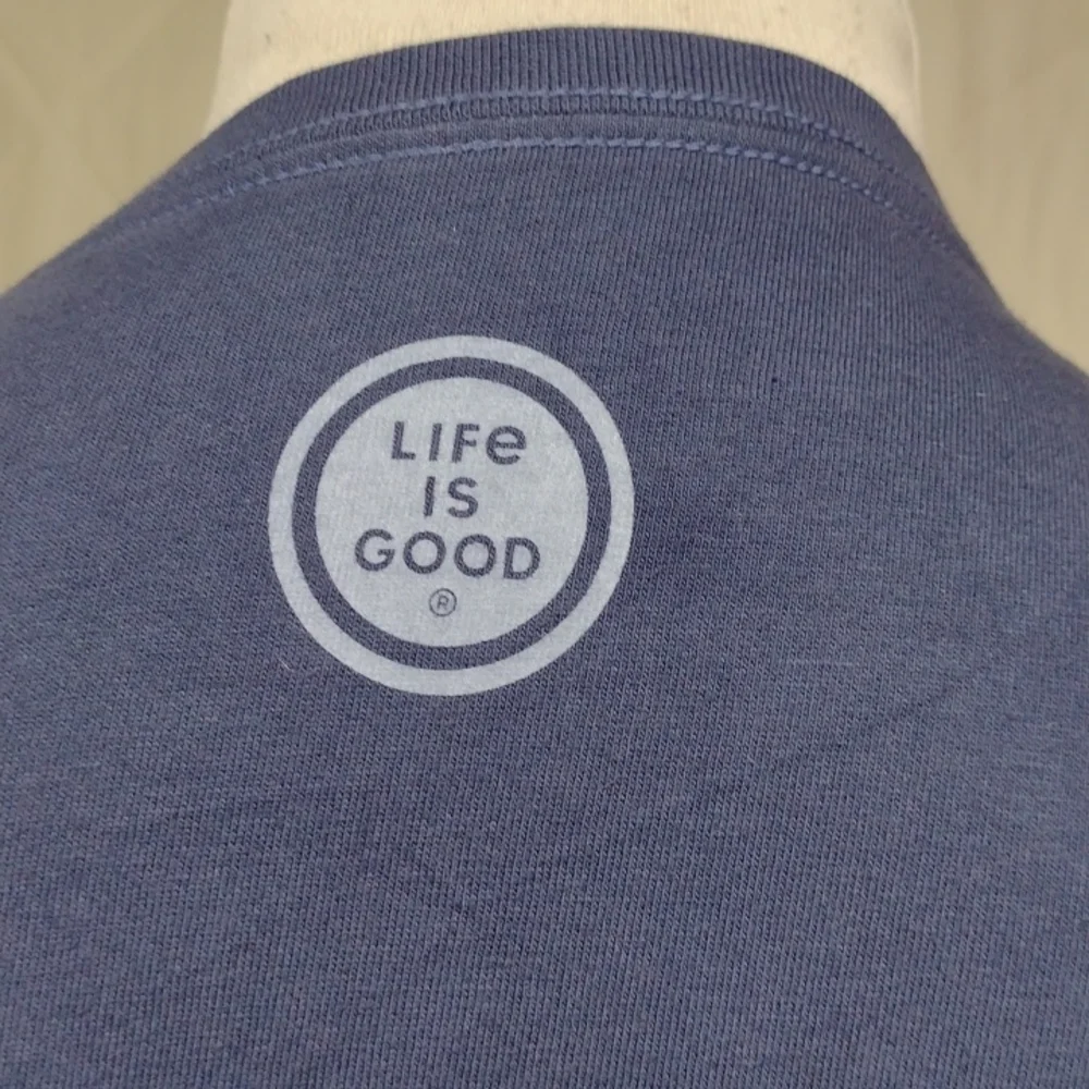 Beautiful blue Life is Good crusher tee, sz XS - Picture 6 of 12